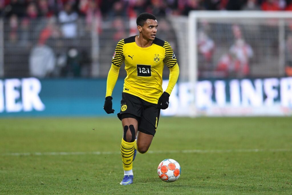 Manuel Akanji