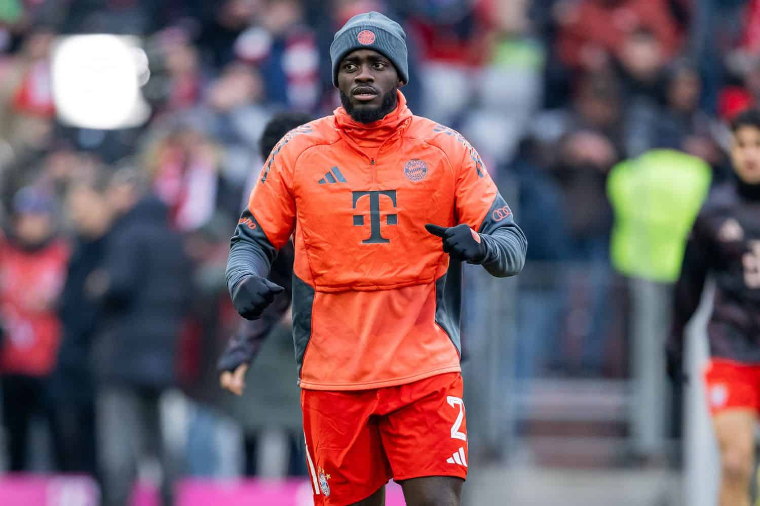 GER, FC Bayern Muenchen vs. SC Freiburg, Fussball, Bundesliga, 11. Spieltag, Spielzeit 2025/2026, 22.11.2025. Dayot Upamecano