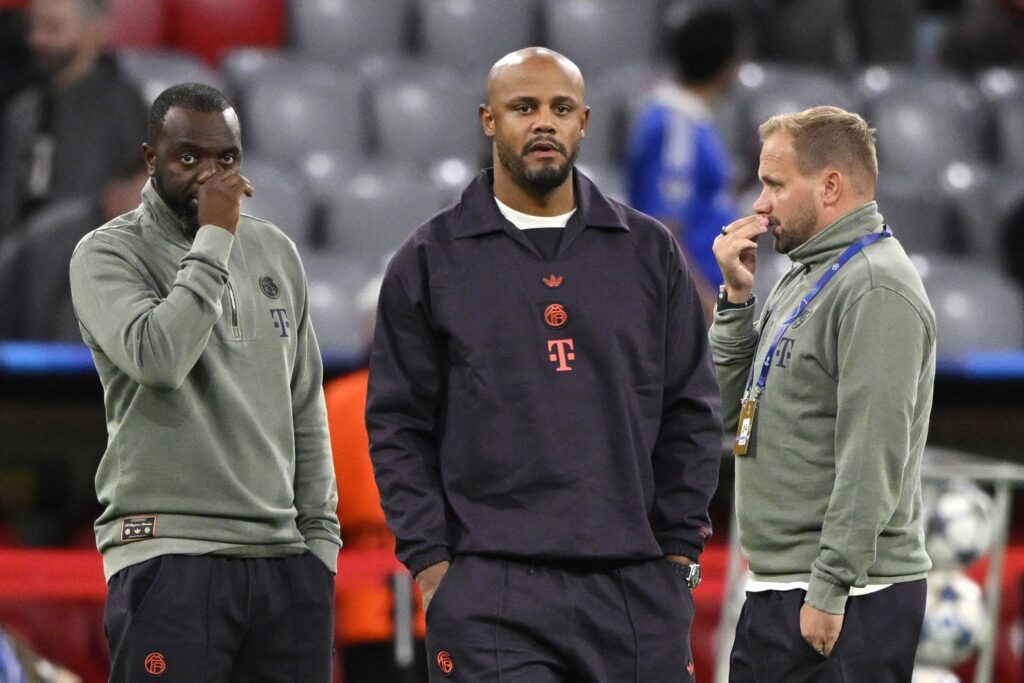 Aaron Danks, Vincent Kompany