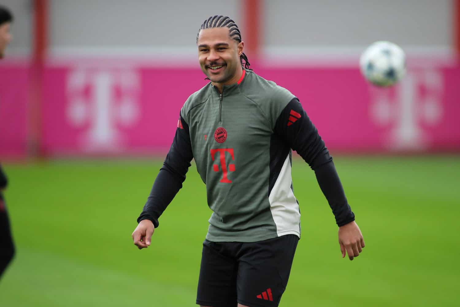 gnabry-vvl-eberl Serge Gnabry