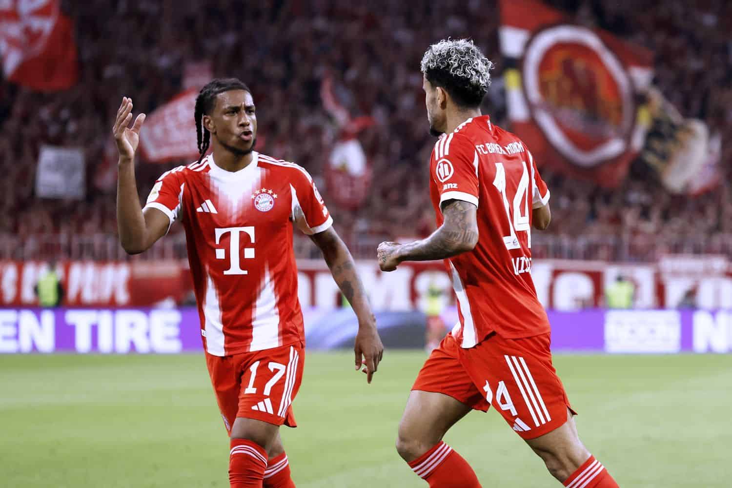 DFL Bundesliga Saison 2025-2026
Spiel FC Bayern Muenchen - RB Leipzig 6 : 0
am 22.08.2025 in Muenchen Michael Olise, Luis Diaz