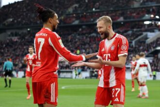 Konrad Laimer, Michael Olise