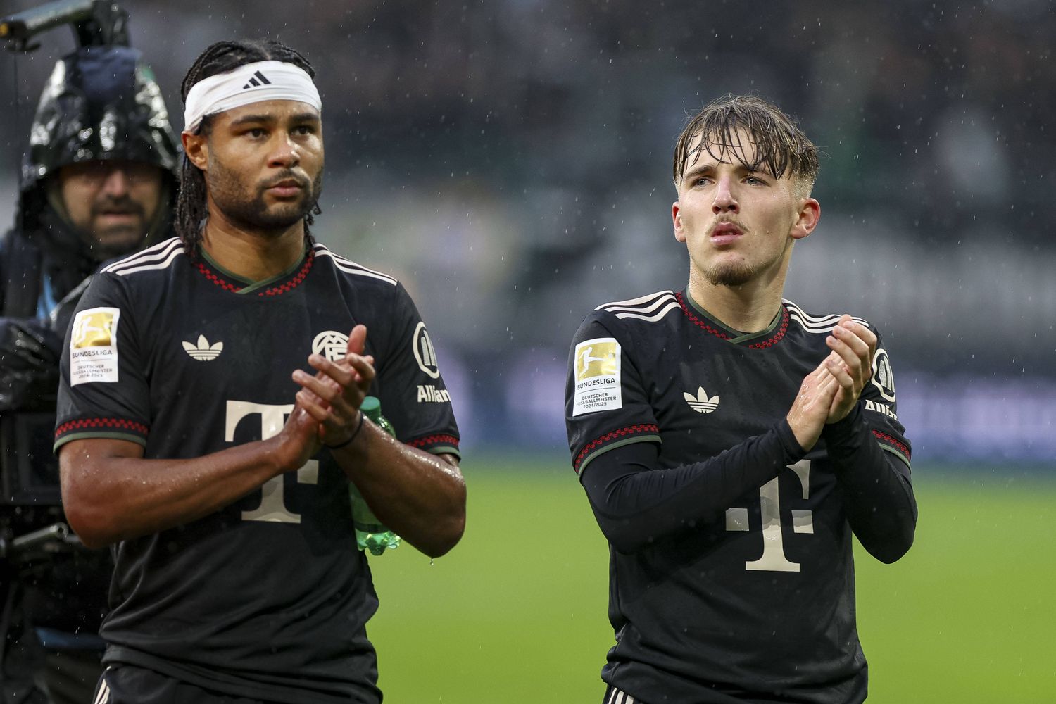 Borussia Mönchengladbach vs FC Bayern München - Bundesliga Lennart Karl. Serge Gnabry