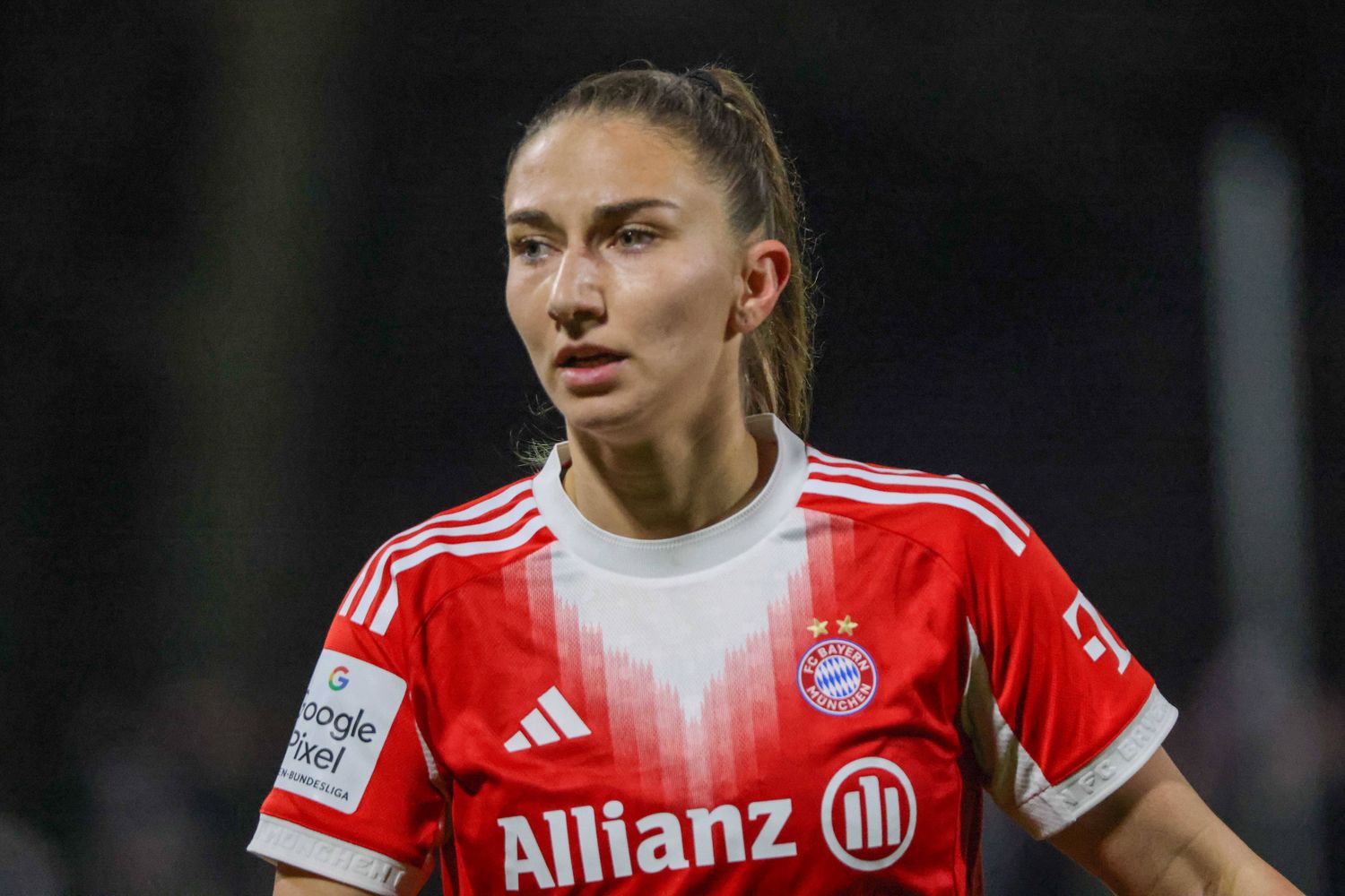 Katharina Naschenweng