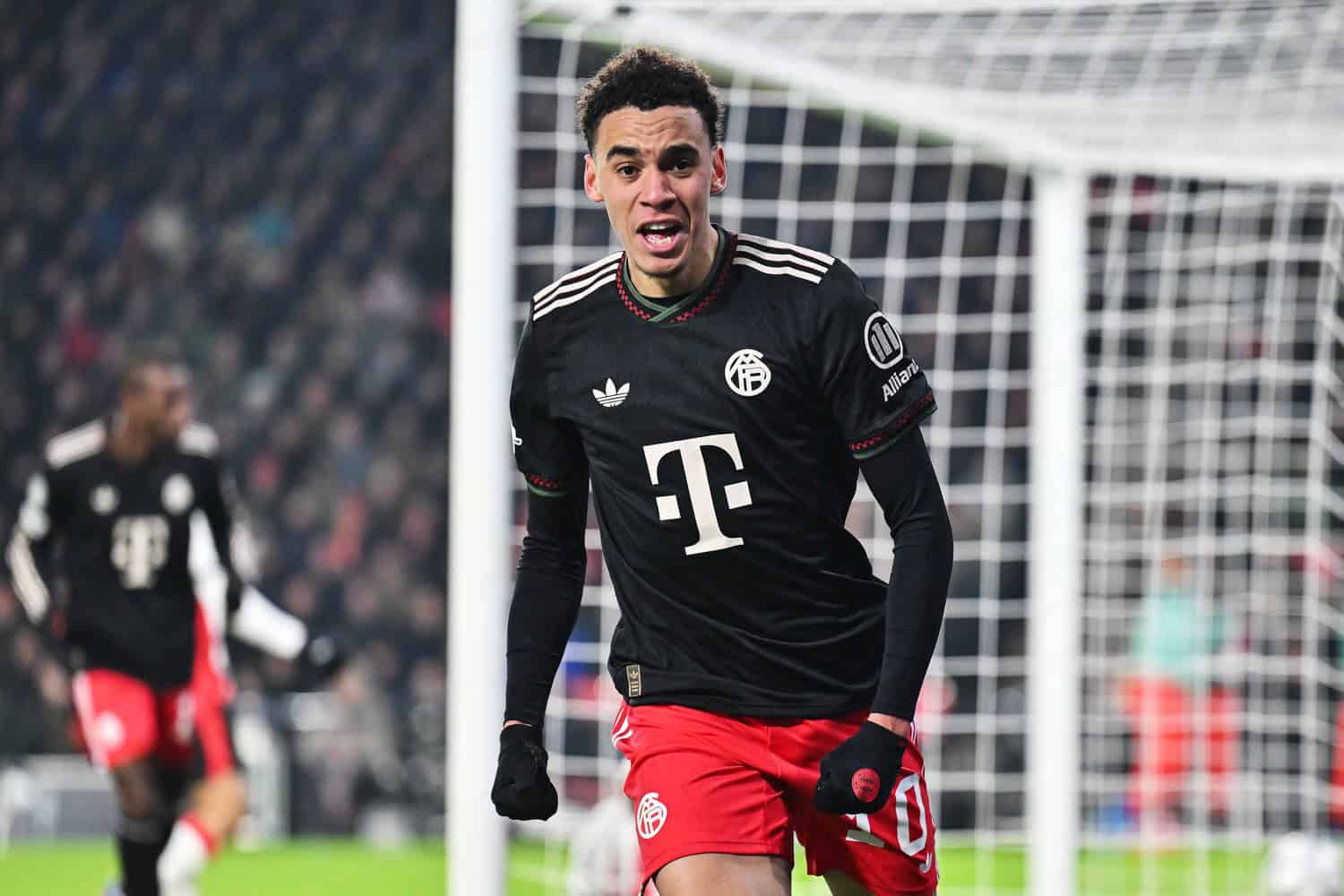 psv-bayern-musi-2 Jamal Musiala