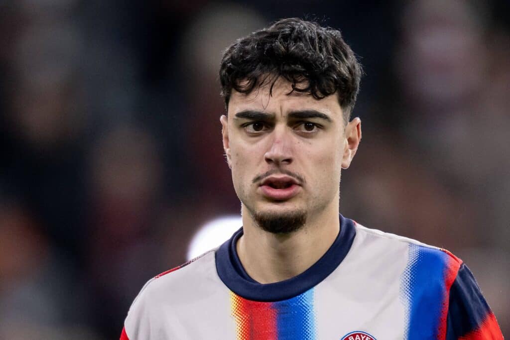 GER, FC Bayern Muenchen vs. RB Leipzig, Fussball, DFB-Pokal, Viertelfinale, Spielzeit 2025/2026, 11.02.2026. Aleksandar Pavlovic