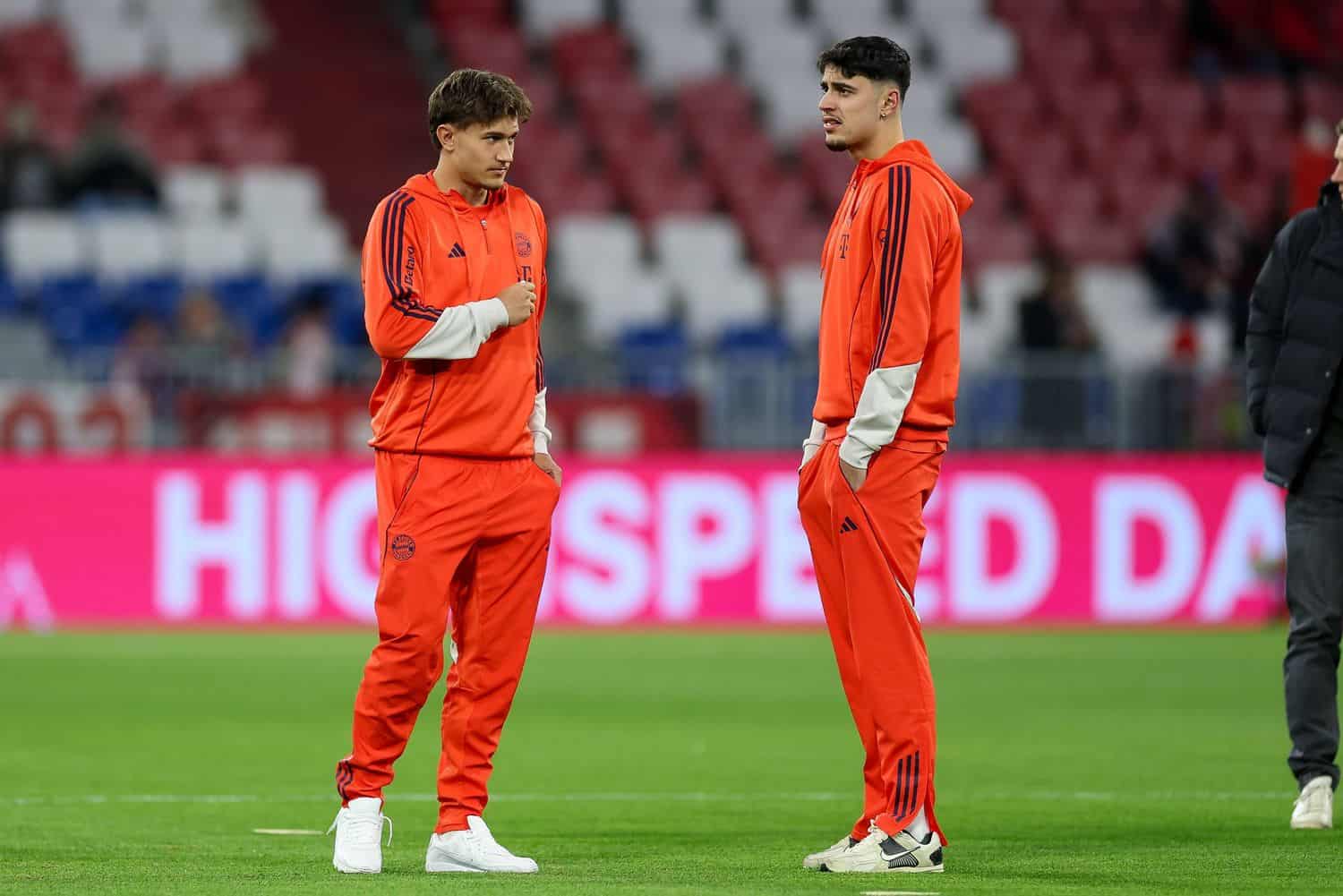 FC Bayern Muenchen vs. Borussia Moenchengladbach, Fussball, 1. Bundesliga, 25. Spieltag, 06.03.2026 Tom Bischof, Aleksandar Pavlovic