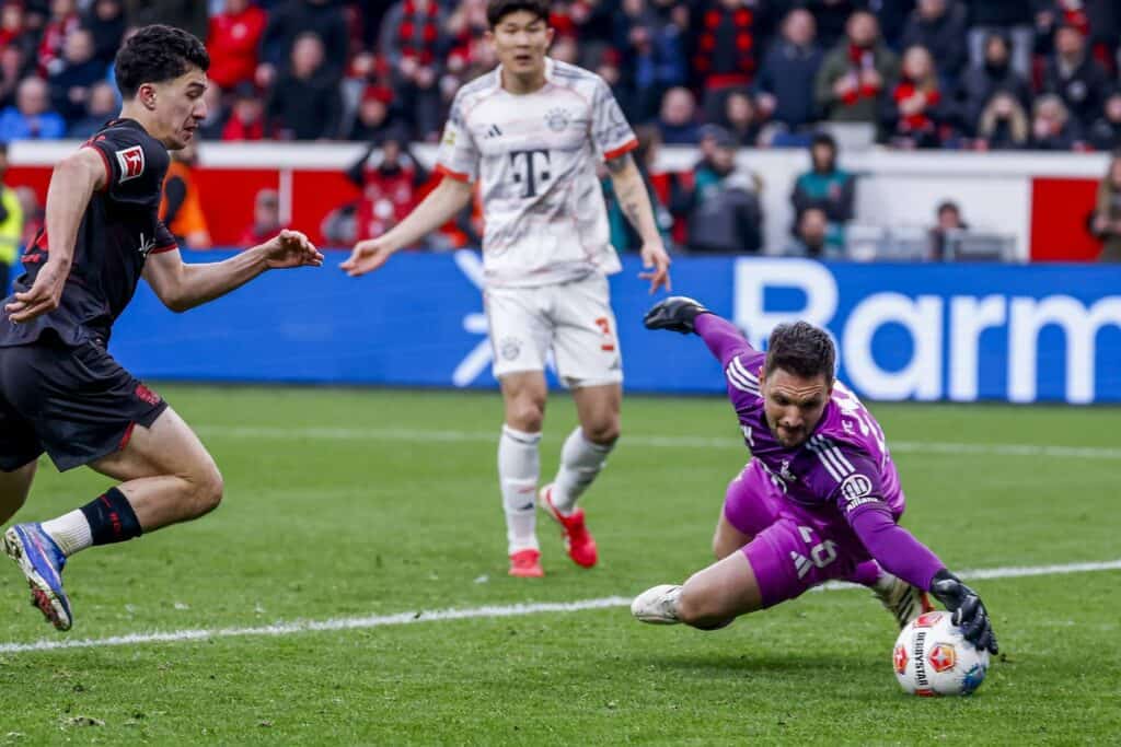 Bayer 04 Leverkusen v FC Bayern München - Bundesliga Sven Ulreich