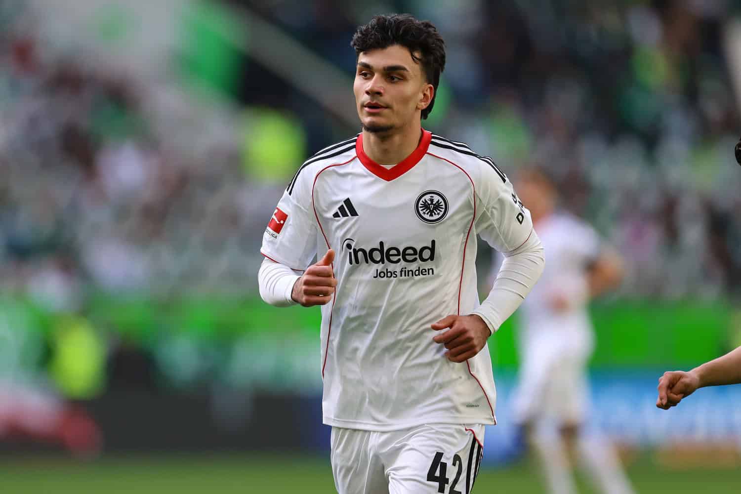 uzun-fcb-26 Can Uzun