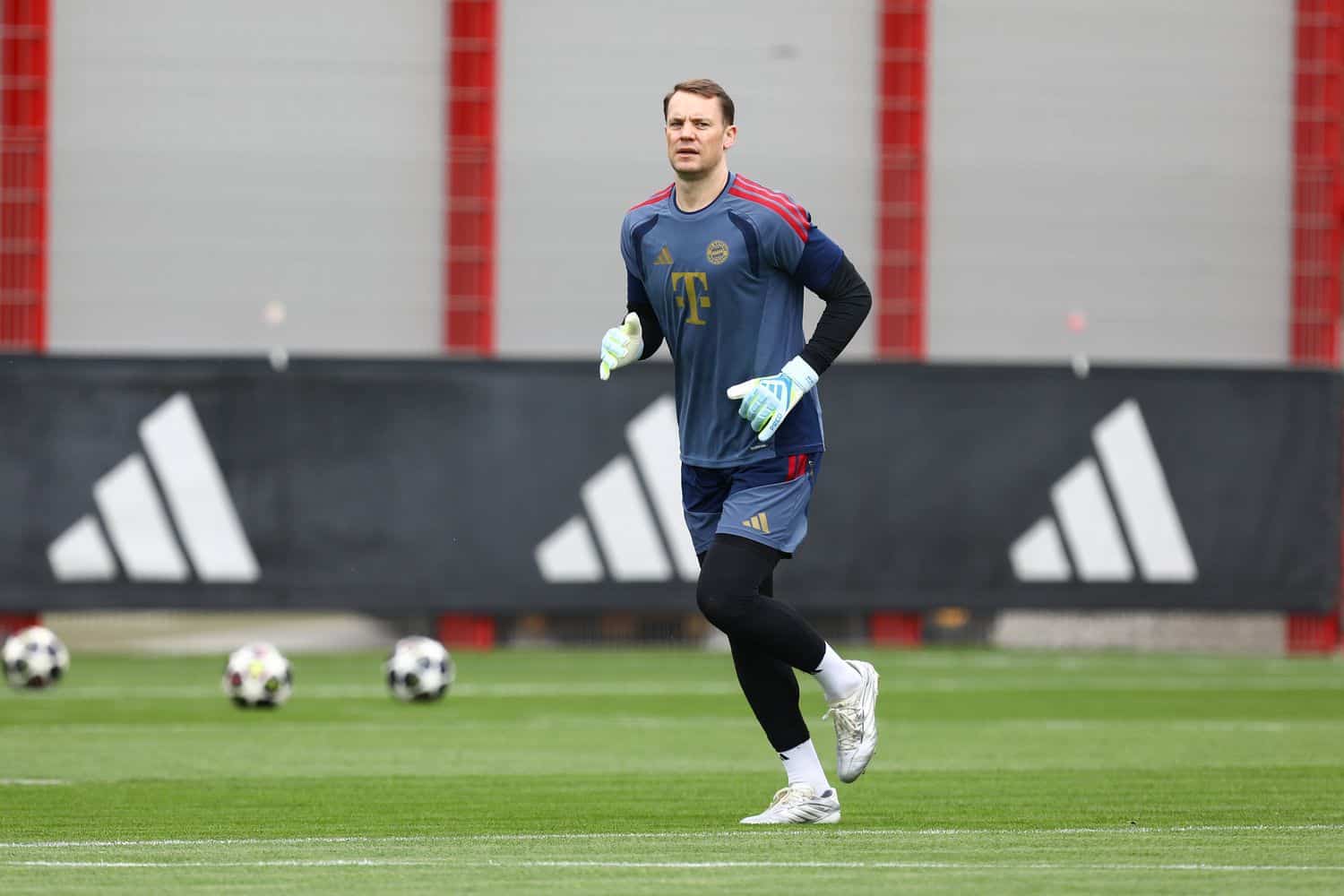Soccer 2026: Champions League: Bayern Training Session Manuel Neuer