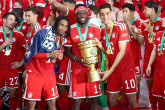 FC Bayern Jubel Cup Final Olise Musiala Davies