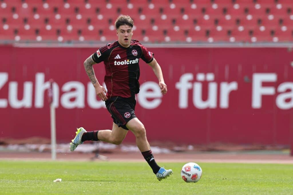 Javi Fernández