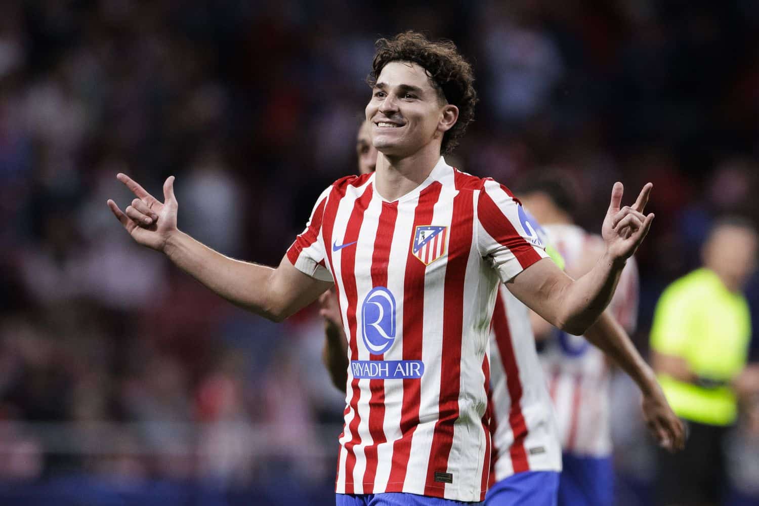 UEFA champions league - Atletico de Madrid vs Eintracht Julian Alvarez