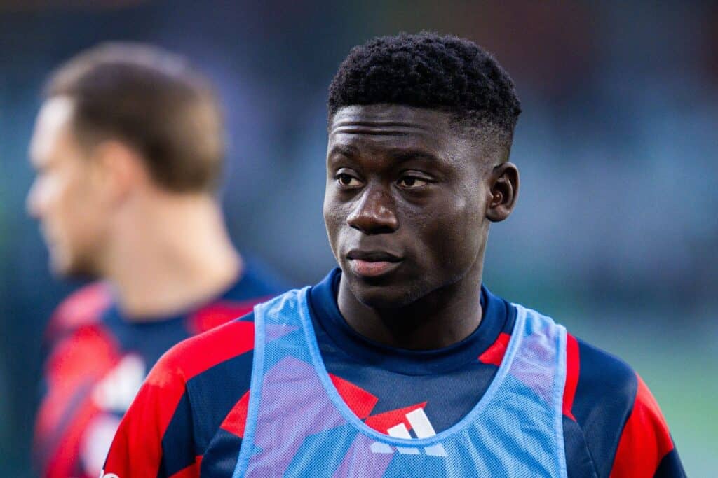 VfL Wolfsburg - FC Bayern München Bara Sapoko Ndiaye