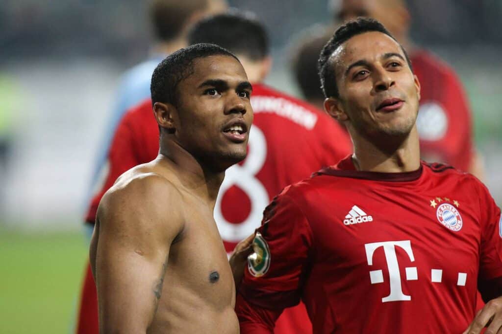 Douglas Costa