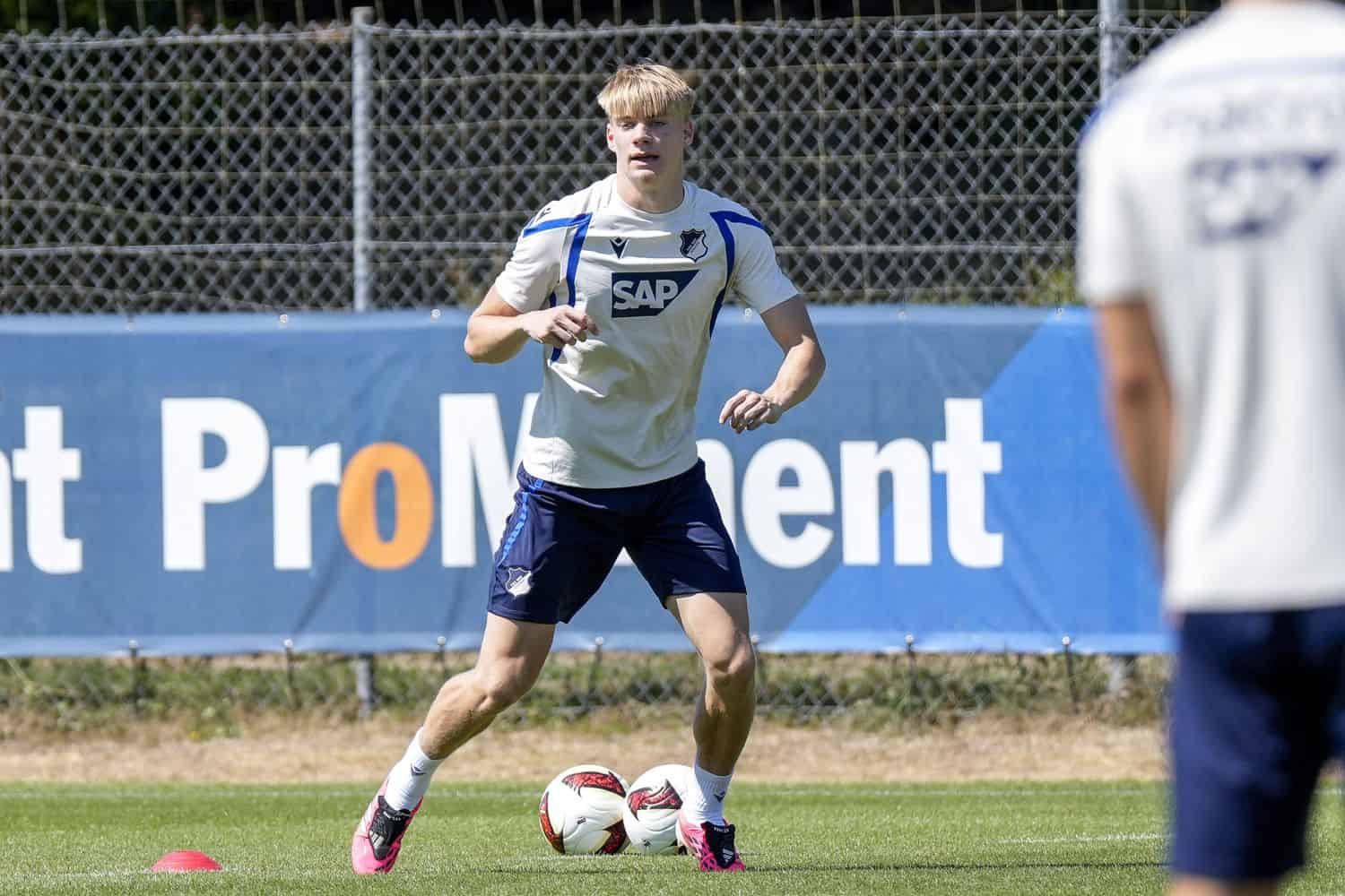 Fussball, Bundesliga, Trainingsauftakt TSG 1899 Hoffenheim Nathan De Cat