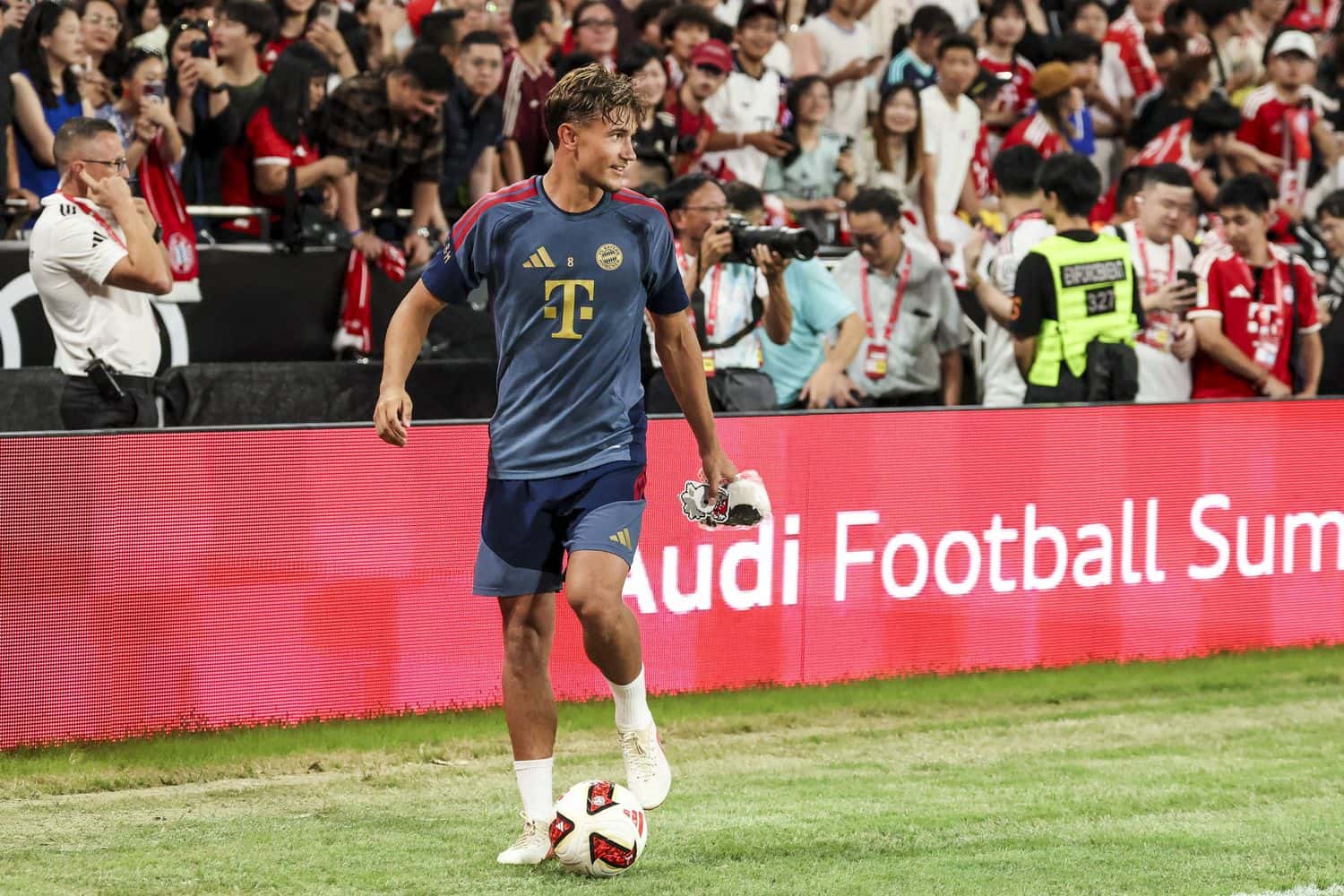 Audi Football Summit 2026 FC Bayern Munich Vs Aston Villa Tom Bischof
