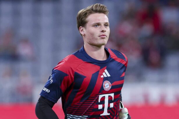 Jonas Urbig