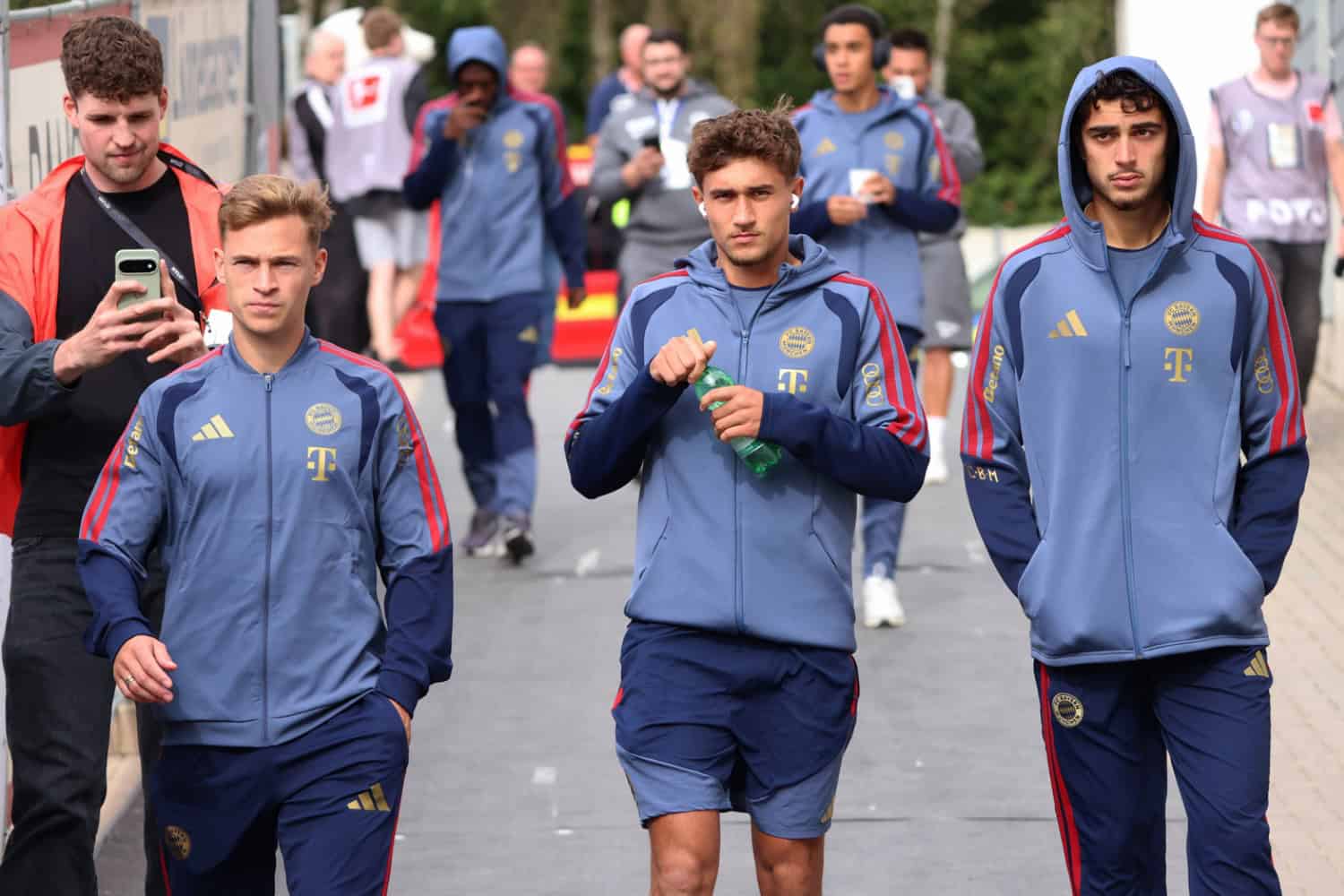 Midfield debate at FC Bayern? Kimmich takes on a special role