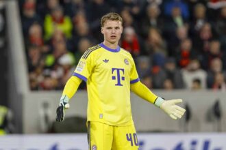 Jonas Urbig