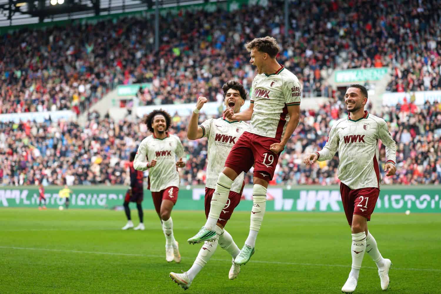 “Indescribable!”: Augsburg’s all-time leading scorer talks about Neuer’s blunder