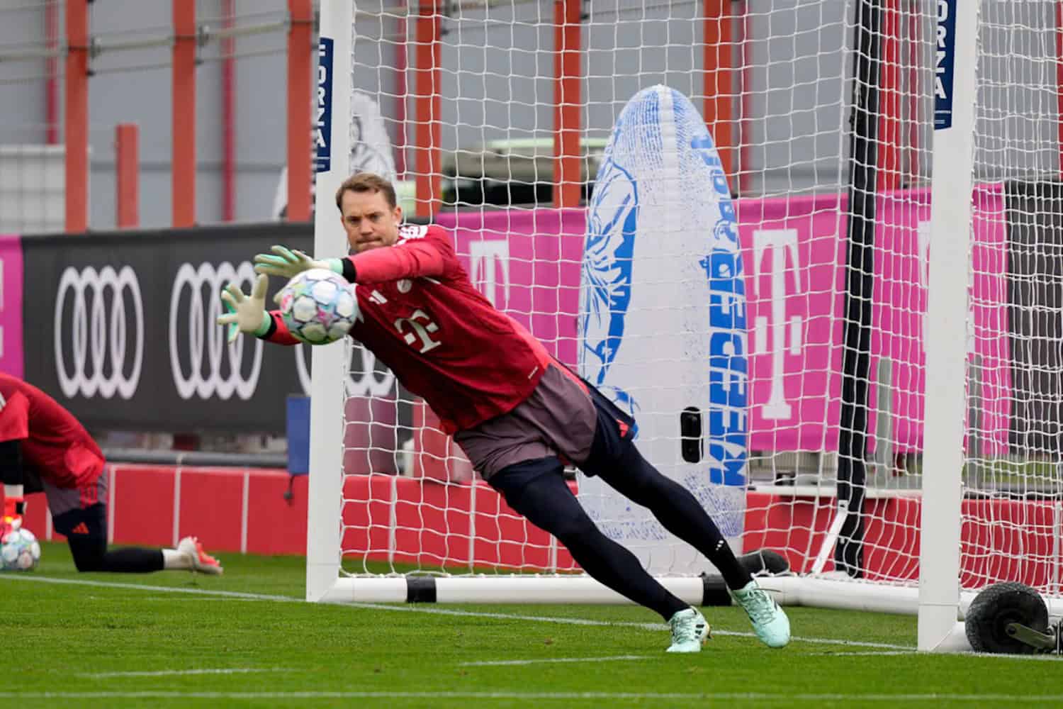 neuer-ars Manuel Neuer