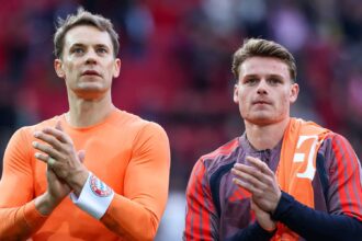 Manuel Neuer, Jonas Urbig